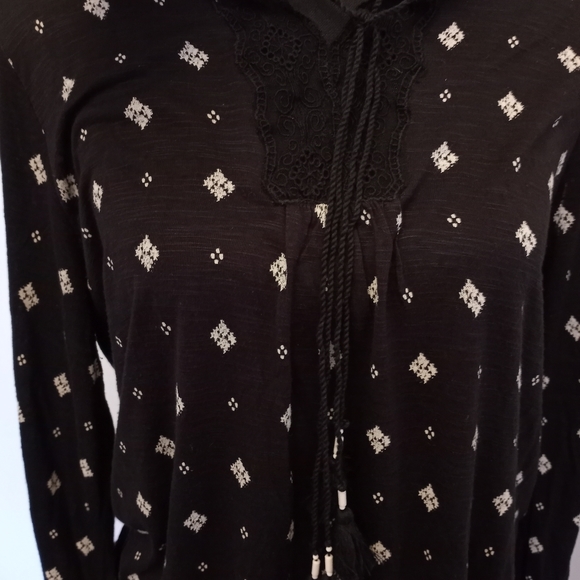 Lucky Brand medium long sleeve black top - Picture 2 of 5